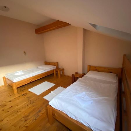 Hostel Caferazy Poprad Extérieur photo