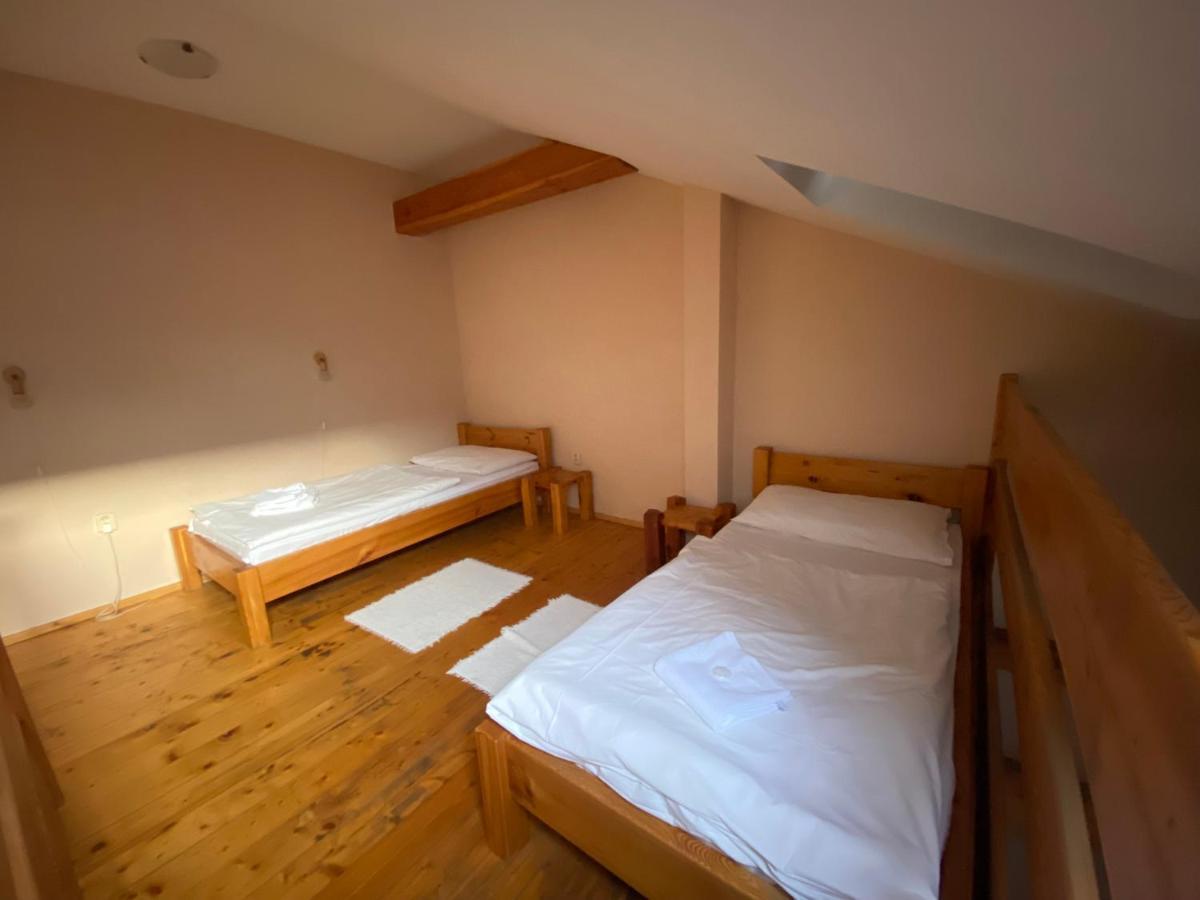 Hostel Caferazy Poprad Extérieur photo