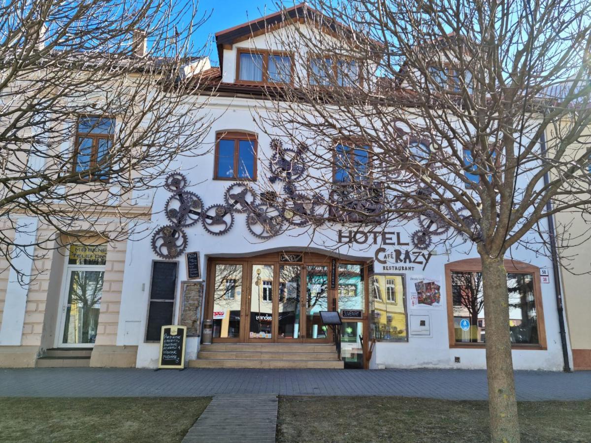 Hostel Caferazy Poprad Extérieur photo